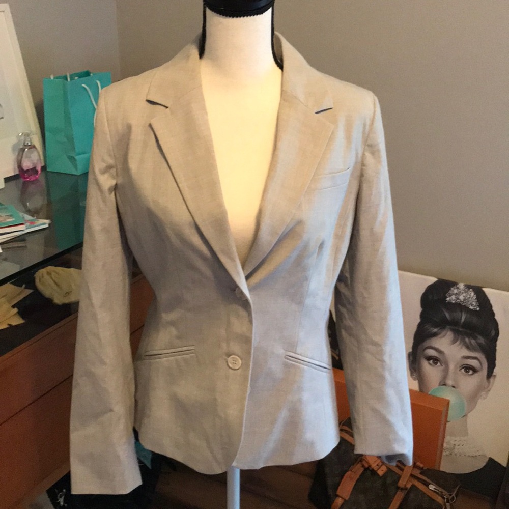 Grey blazer ! NWT